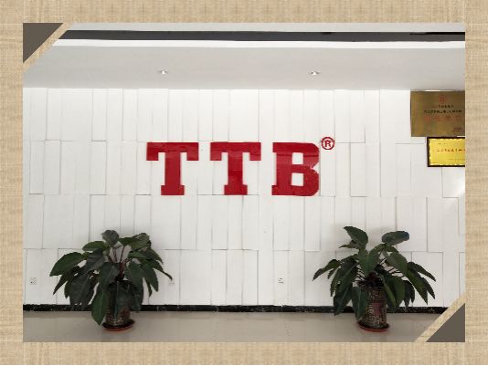 工(gong)廠展(zhan)廳