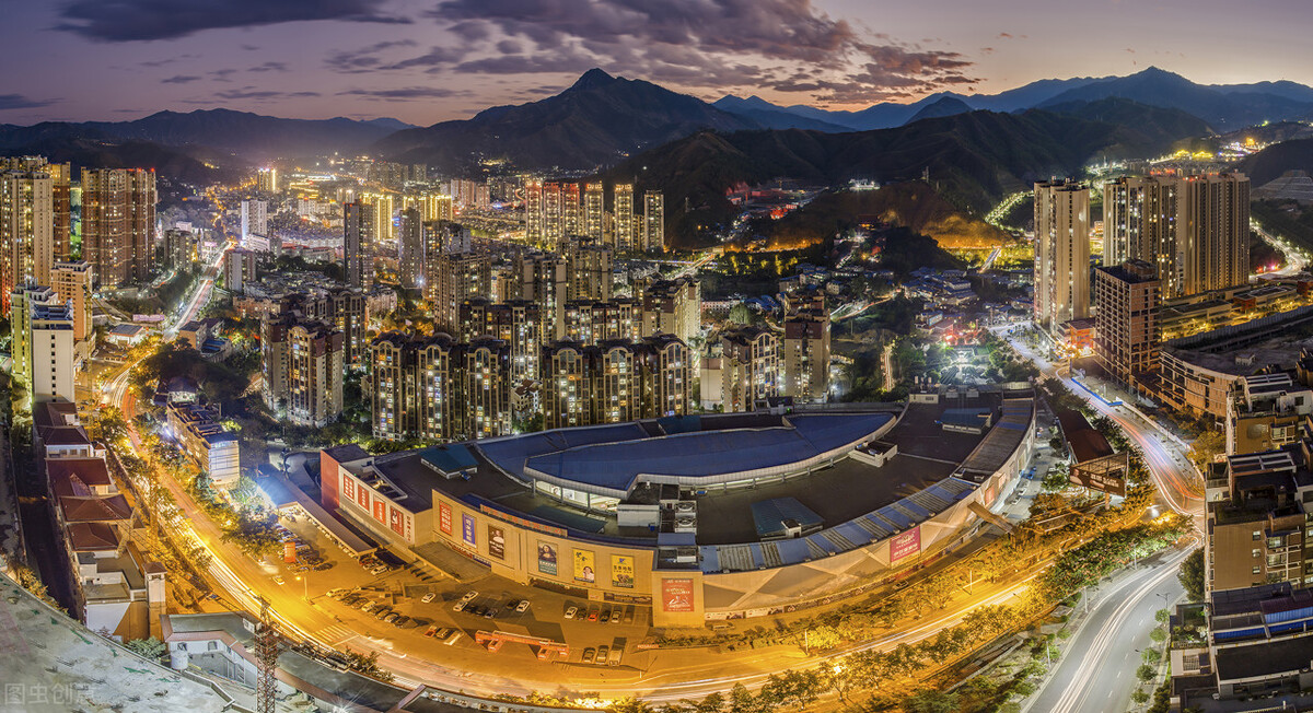 四(si)川5個地級中(zhong)等城市将晉(jin)升為大城市(shi),未來15年大城(chéng)市數量達11個(gè)