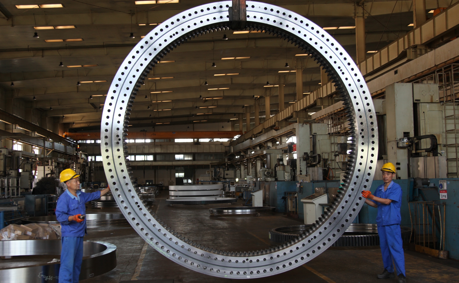 中國至今仍未(wei)攻克的尖端裝備(bèi):高端軸承,德日用(yòng)十倍高價賣給中(zhōng)國